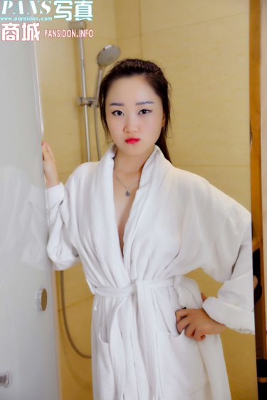 洪真英个人资料简介